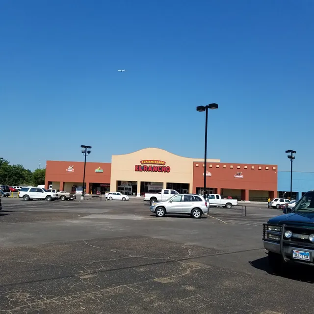 Lewisville West Shopping Center