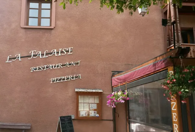 La Falaise Restaurant pizzeria