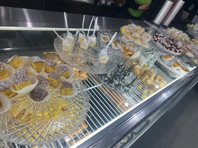 Sabor Ambateño Bakery Norwalk