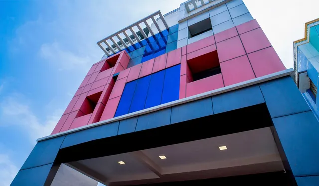 Revostay Royel by Crossway