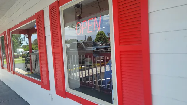 Yvonne’s Donuts & Deli