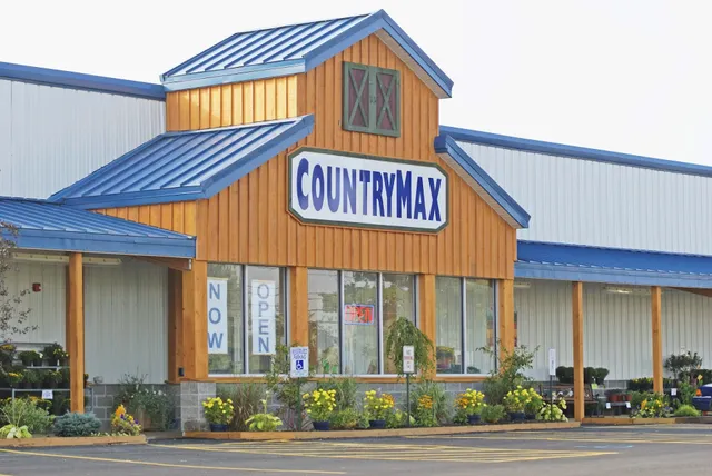CountryMax Cortland
