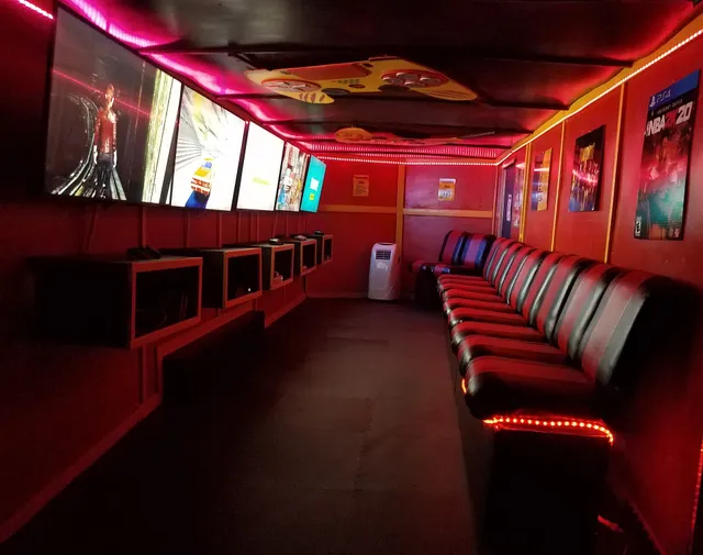 The Lion's Den Mobile Gaming