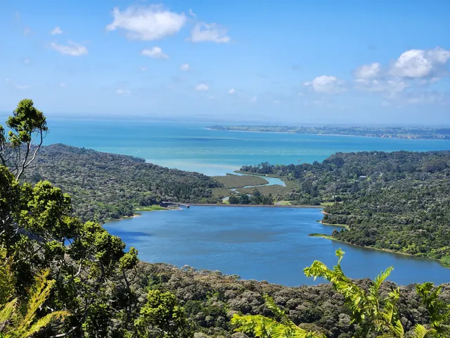 Arataki Visitor Centre