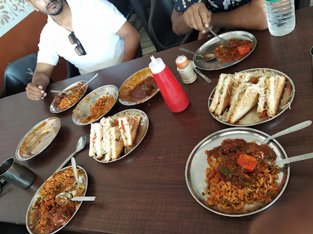 Makrana Raj Family Restaurant