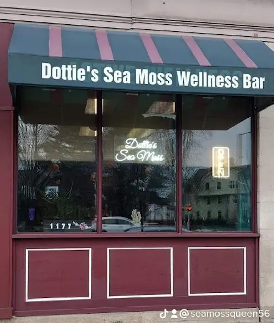 Dottie's Sea Moss Wellness Bar