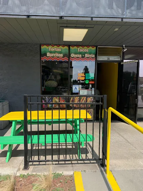 Guadalajara’s Taco Shop And Soul Food