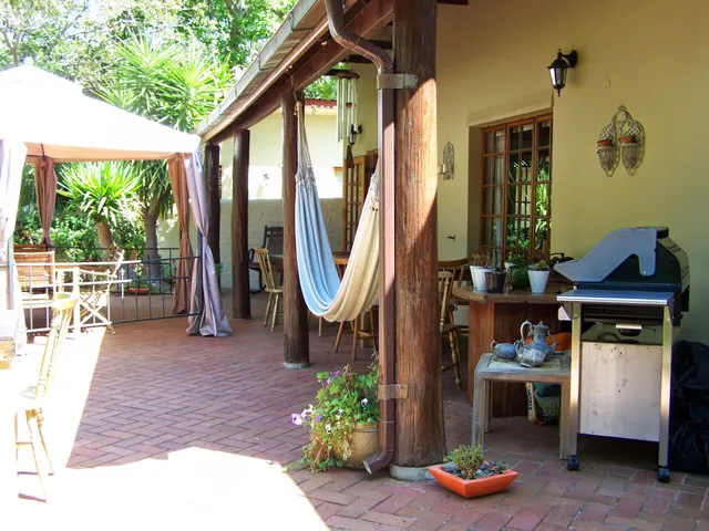 Mongoose Manor Bed & Breakfast