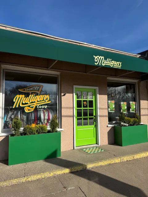 Mulligan's Country Club