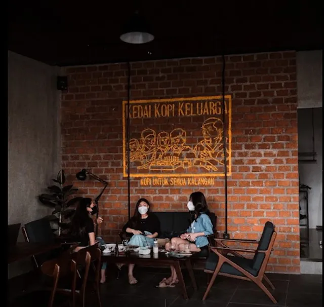 Kedai Kopi Keluarga Puri