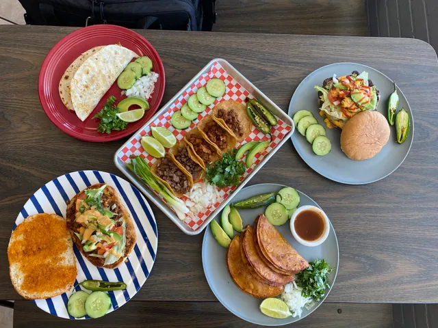 La reina street food