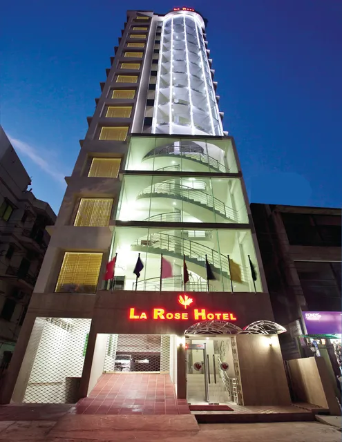 La Rose Hotel - লা রোজ হোটেল