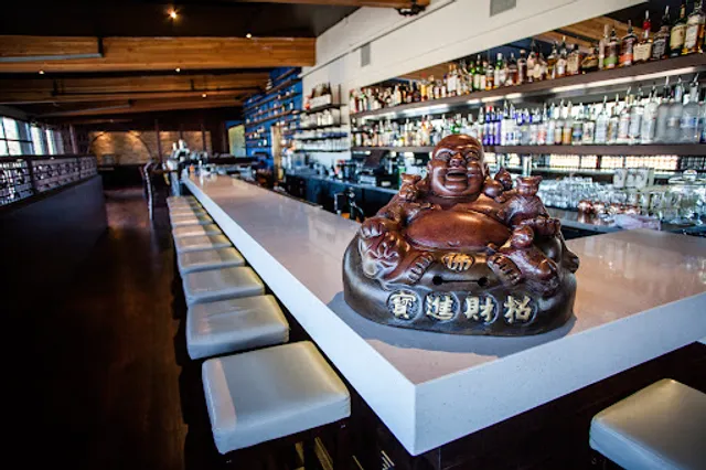 CHI | Chinese and Sushi Bar