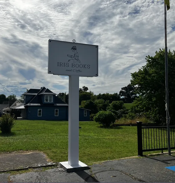 Iris Books and Coffee