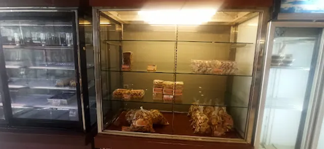 Toko Lima Roti Ambon