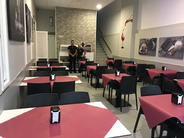 Asador Manati (Pollo, Carne Asados)