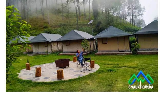 Chaukhamba campsite and huts