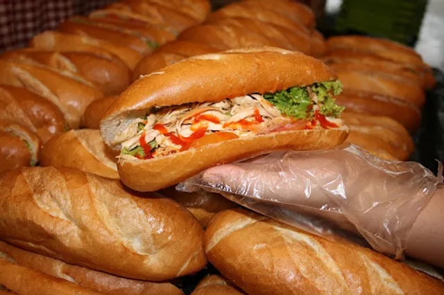 Ut Thuong Banhmi
