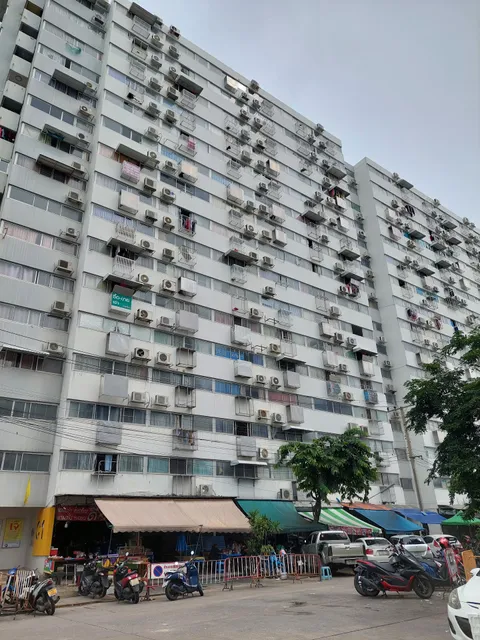 คอนโดป๊อปปูล่า C1