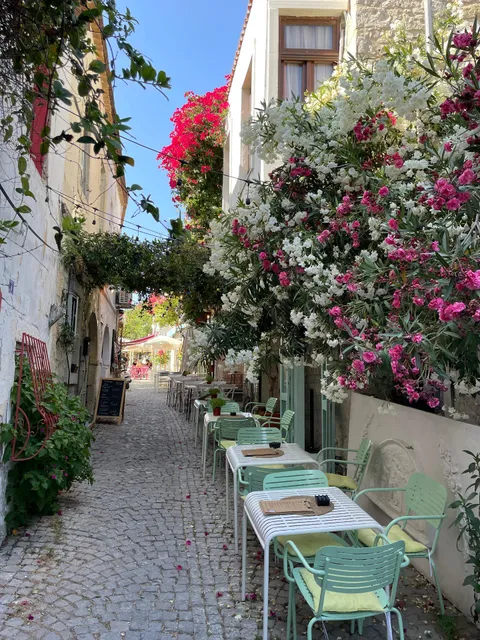 Ara’çatı pansiyon