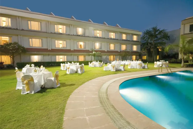 Hotel Express Residency