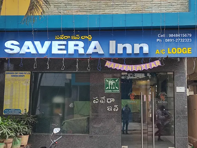 OYO 22116 Savera Inn Lodge