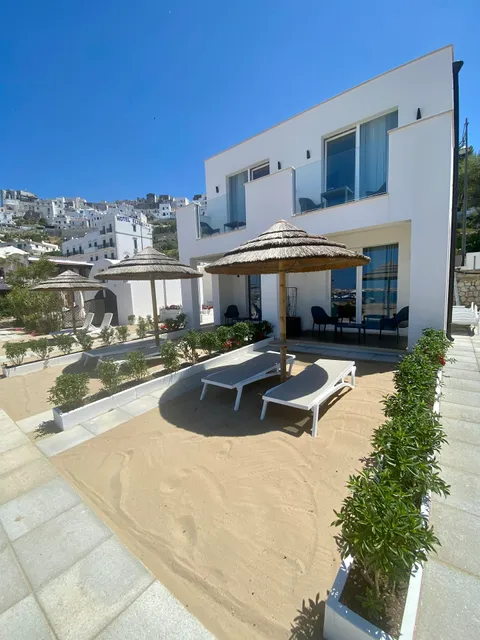 Marina Bay Luxury Rooms