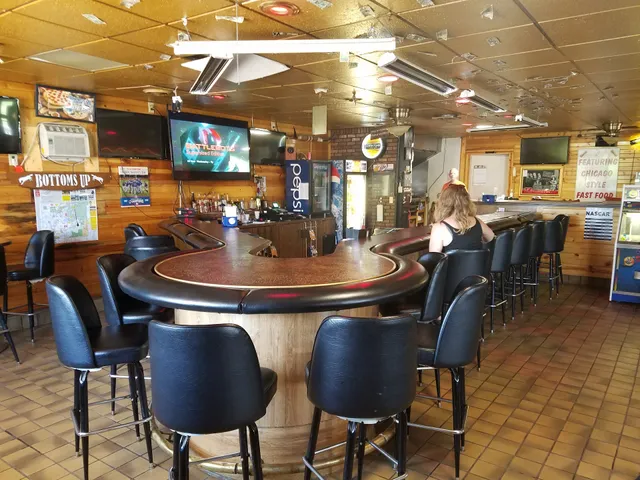 Bottoms Up Sports Bar & Grill