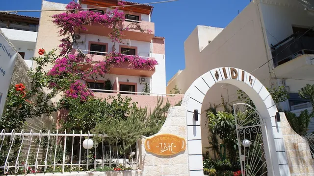 Hotel IDI Agia Galini