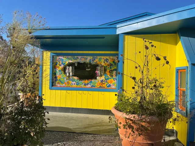 Natural Food & Garden Store