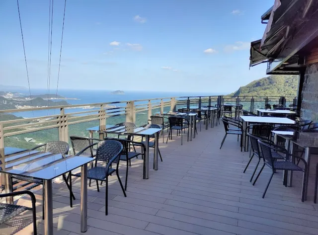 Old Window Oceanview Restaurant