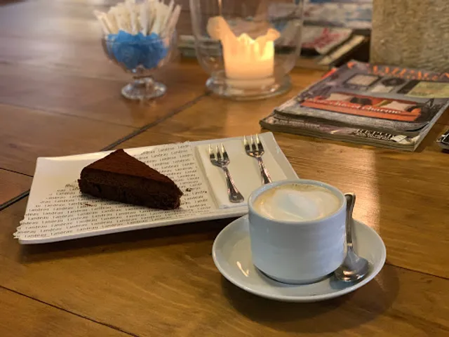 Cafetaria Landeau Chocolate