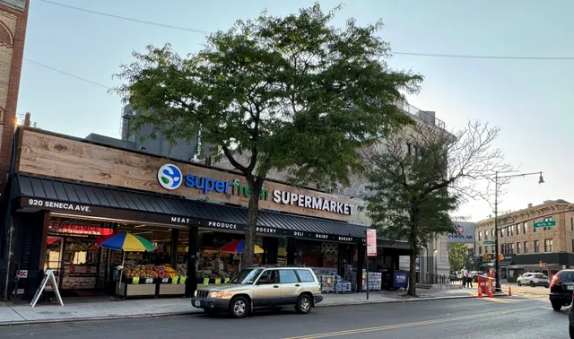 SuperFresh Supermarket