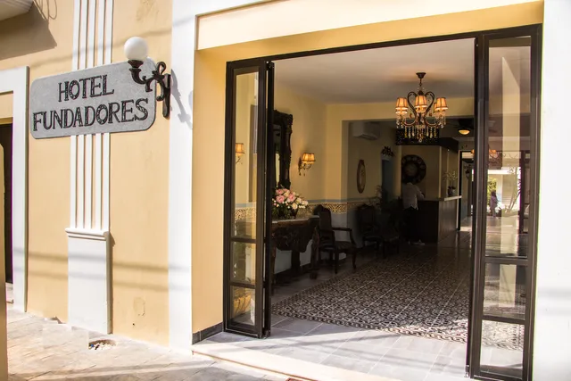 Hotel Fundadores