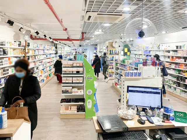 PHARMACIE DE LA GARE DU NORD l Paris 10ème