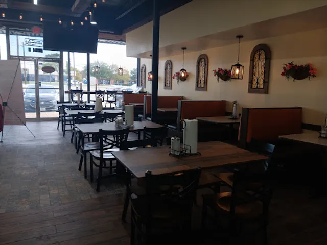 Leslie's Bakery Panaderia & Antojitos