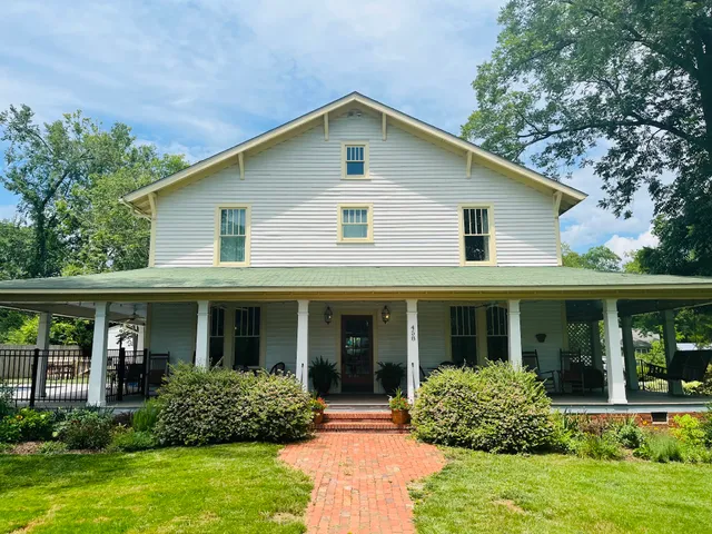 458 West Bed and Breakfast