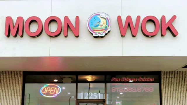 Moon wok