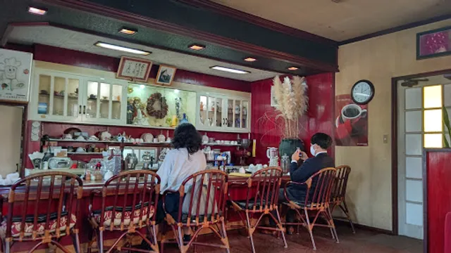 カフェ グリル 異太利亜