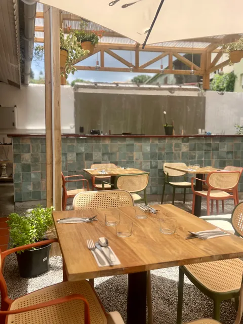 Kingstone Cuisine Caribéenne