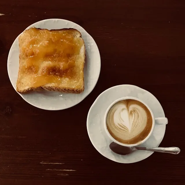 Cafetería Maná Bocatería