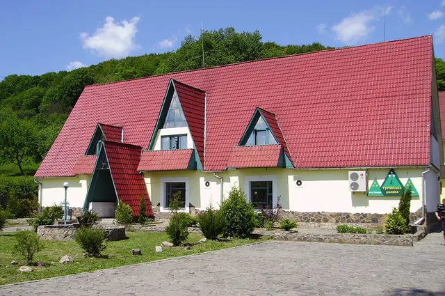 Restaurant and motel "Turyanska Valley"