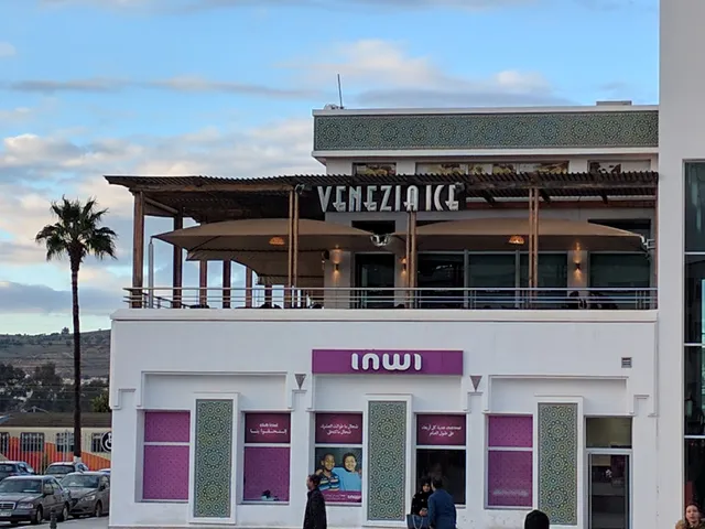 Venezia Ice Station Fez