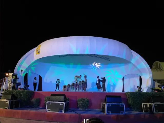 Plaza Publica León Cota Colin