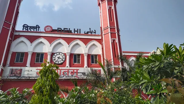 Old Delhi Railway Station (Fatehpuri)