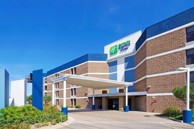 Holiday Inn Express & Suites Phoenix-Tempe, an IHG Hotel