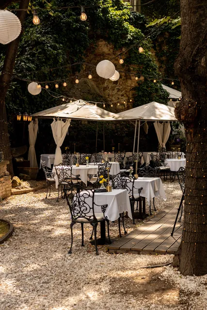 Pavillon de Paris Étterem