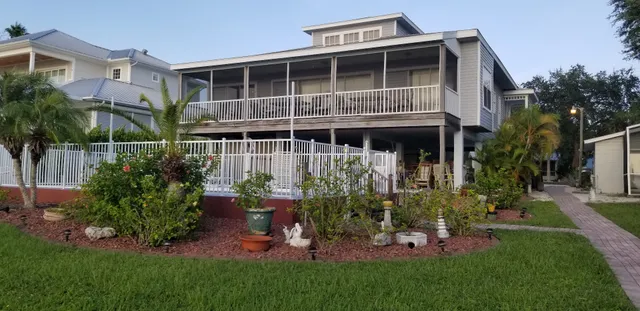 Englewood Lighthouse Resort