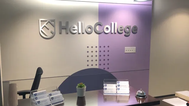 HelloCollege