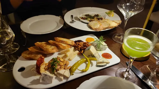 Le Basque French Vegan Restaurant